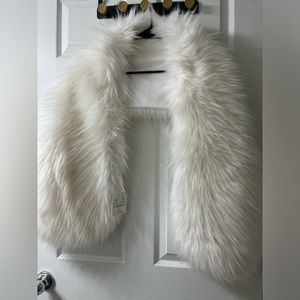 Fur shawl